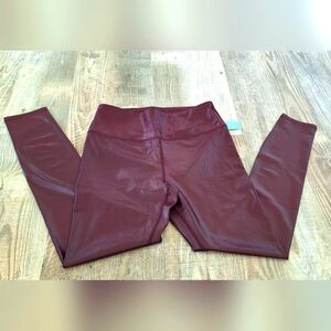 High Rise Liquid Shine Leggings